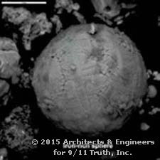 Una foto al microscopio elettronico delle sferette di ferro contenute nella polvere del WTC