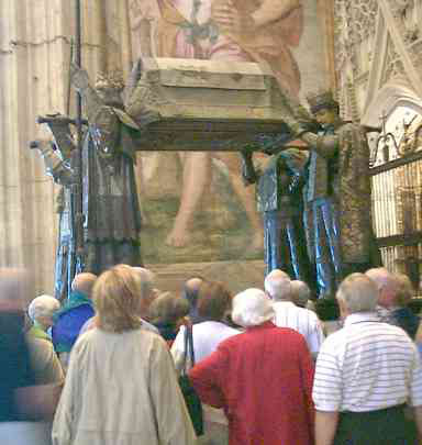 Visitatori alla tomba di Siviglia