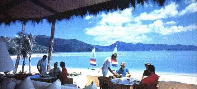 La spiaggia di Hayman vista dal ristorante dell'Island Resort