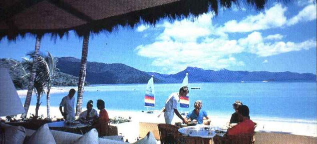 La spiaggia di Hayman vista dal ristorante dell'Island Resort