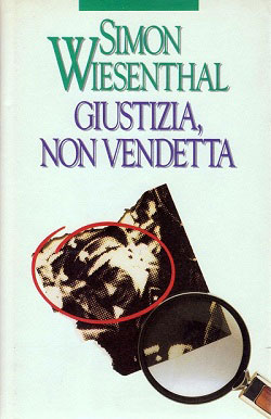 La copertina del libro di Wiesenthal che contiene la foto del criminale nazista Adolf Eichmann con due sconosciuti passeggeri a bordo della "Giovanna C" nel 1950