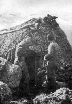 Manzitti e Quayle in un rifugio sulle montagne dell'Albania